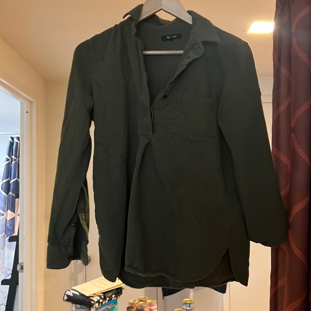 Madewell olive green top